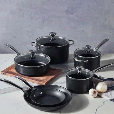 Toughened Non-stick PRO 10-Piece Cookware Set Toughened Non-stick PRO 10-Piece Cookware Set